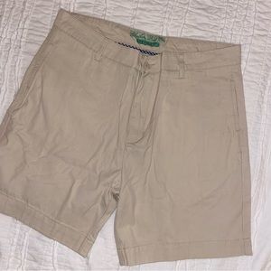 NWT Southern Point Co. The Austin Short light tan size 36 preppy coastal summer